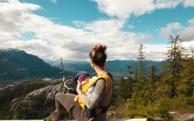 Portage bébé et sommeil : une mauvaise habitude ou un vrai besoin ?
